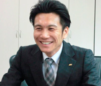 塚田智哉